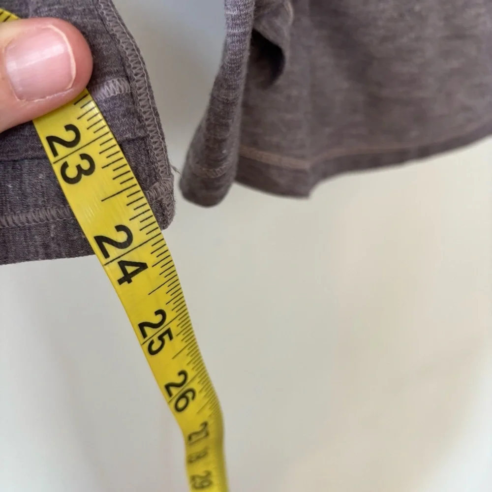 Lululemon Stop Drop and Squat Long Sleeve Top Size‎ 6